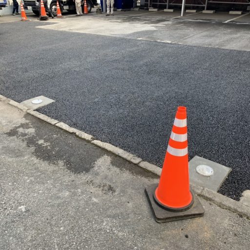 駐車場透水性舗装工事